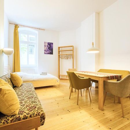 Gemuetliche 2-Zimmer-Wohnung Zentral Friedrichshain Berlijn Buitenkant foto