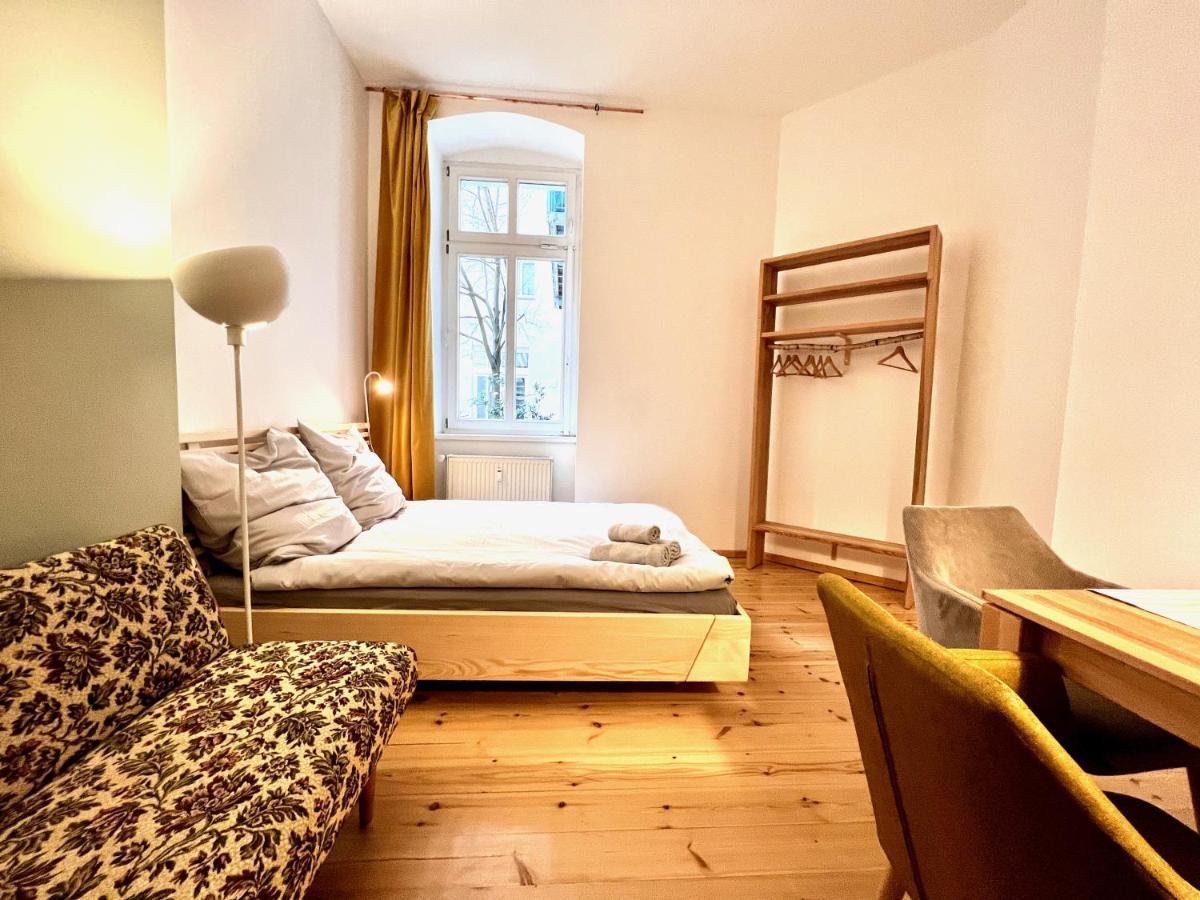 Gemuetliche 2-Zimmer-Wohnung Zentral Friedrichshain Berlijn Buitenkant foto