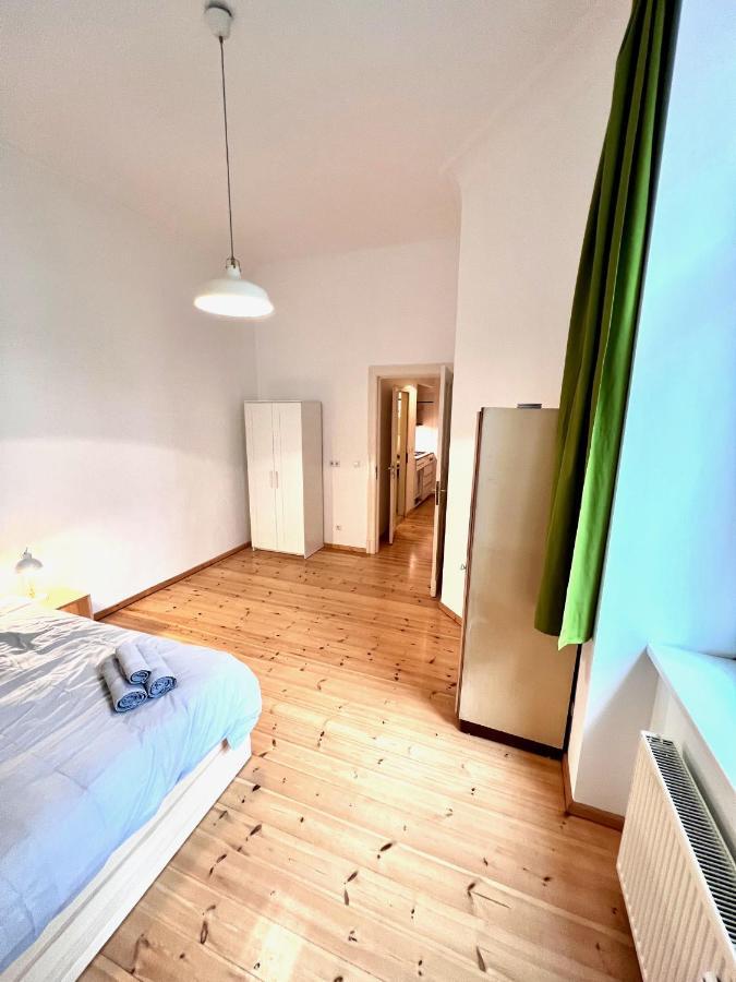Gemuetliche 2-Zimmer-Wohnung Zentral Friedrichshain Berlijn Buitenkant foto