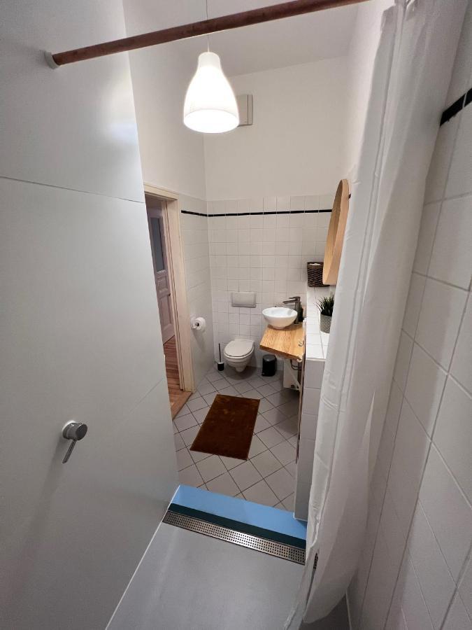 Gemuetliche 2-Zimmer-Wohnung Zentral Friedrichshain Berlijn Buitenkant foto