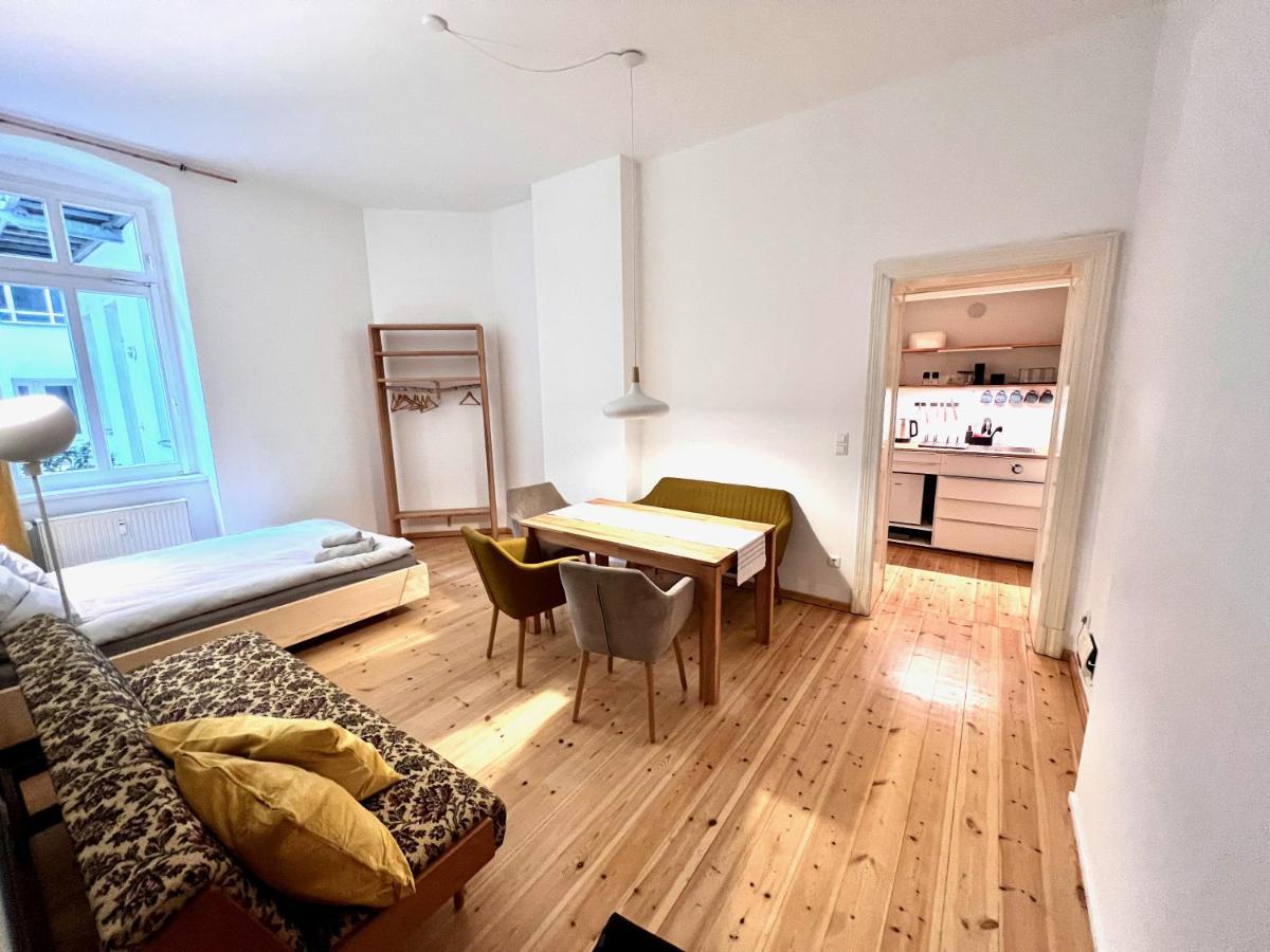 Gemuetliche 2-Zimmer-Wohnung Zentral Friedrichshain Berlijn Buitenkant foto