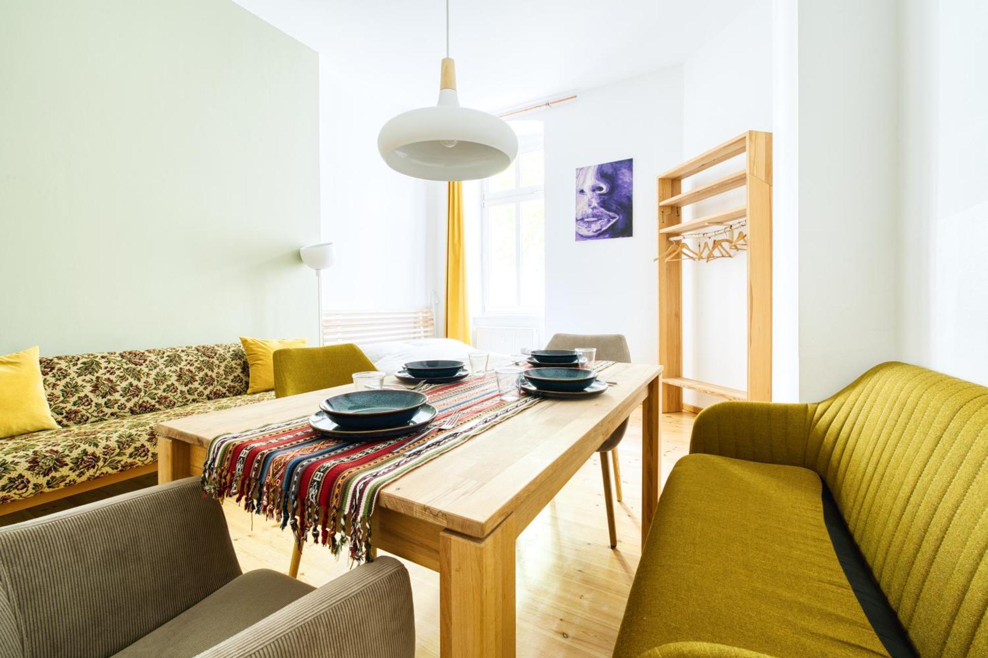 Gemuetliche 2-Zimmer-Wohnung Zentral Friedrichshain Berlijn Buitenkant foto