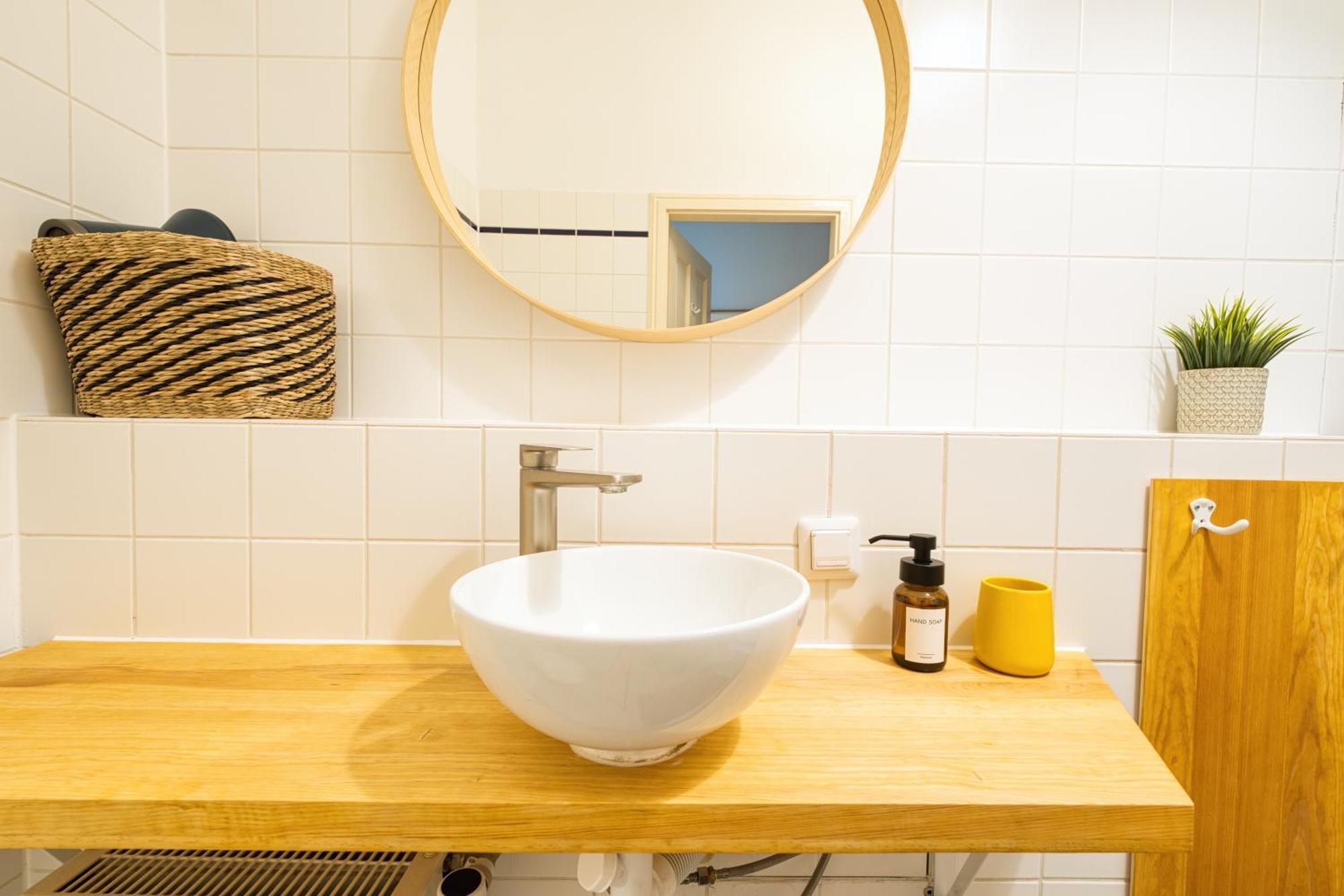 Gemuetliche 2-Zimmer-Wohnung Zentral Friedrichshain Berlijn Buitenkant foto